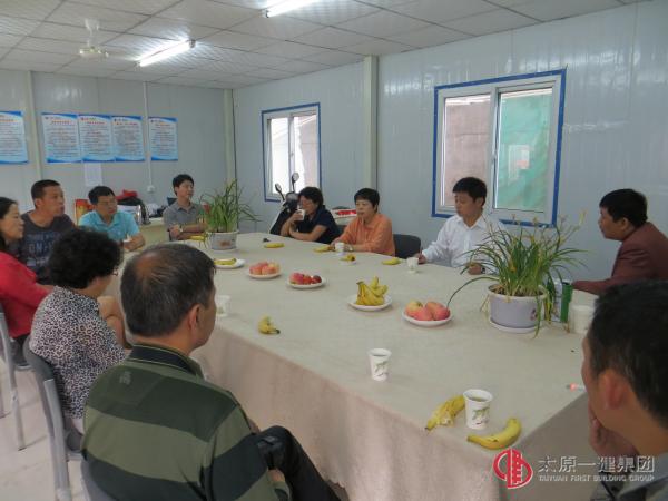 十三分公司承建太原實驗二中食堂及風雨操場、衛生間工程舉行奠基儀式