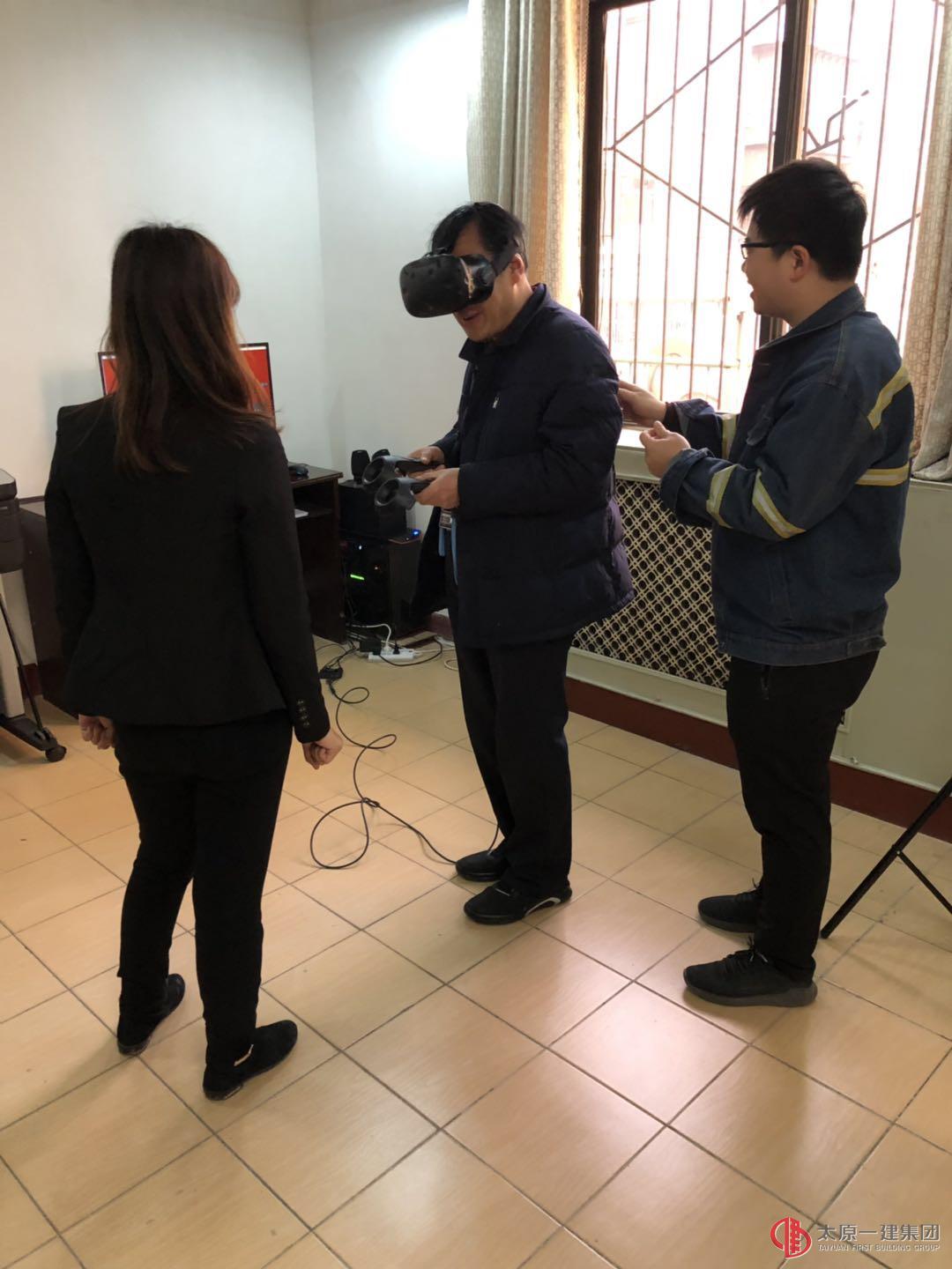 省總驗收組蒞臨集團公司驗收省級職工創新工作室